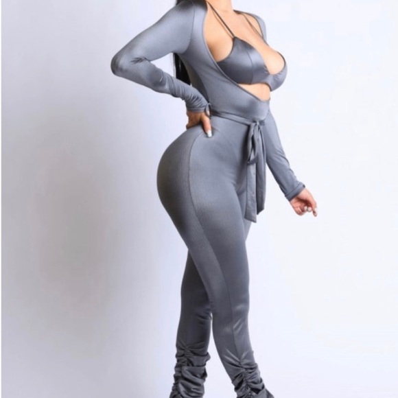 Sexy silver bralette jumpsuit 2pc - Picture 3 of 3